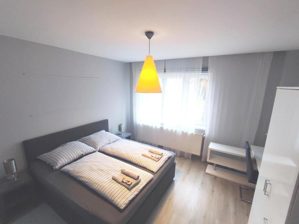 Alisa Apartments Kostomlaty nad Labem Bagian luar foto